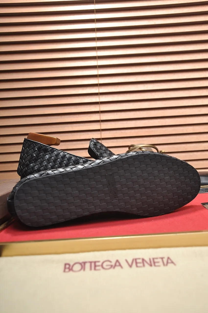 Men's shoes 💰460💶 [Botteg Venetta (BV)] (wallet shoes) exclusive new model official website new model The upper is made of high-quality top calfskin. Delicate feel and flowing luxurious texture. Tailored for refined men to create a noble aura. Delicate and regular Mark hand stitching. Smooth lines. Full sheepskin lining, comfortable to wash sweat. 38-44